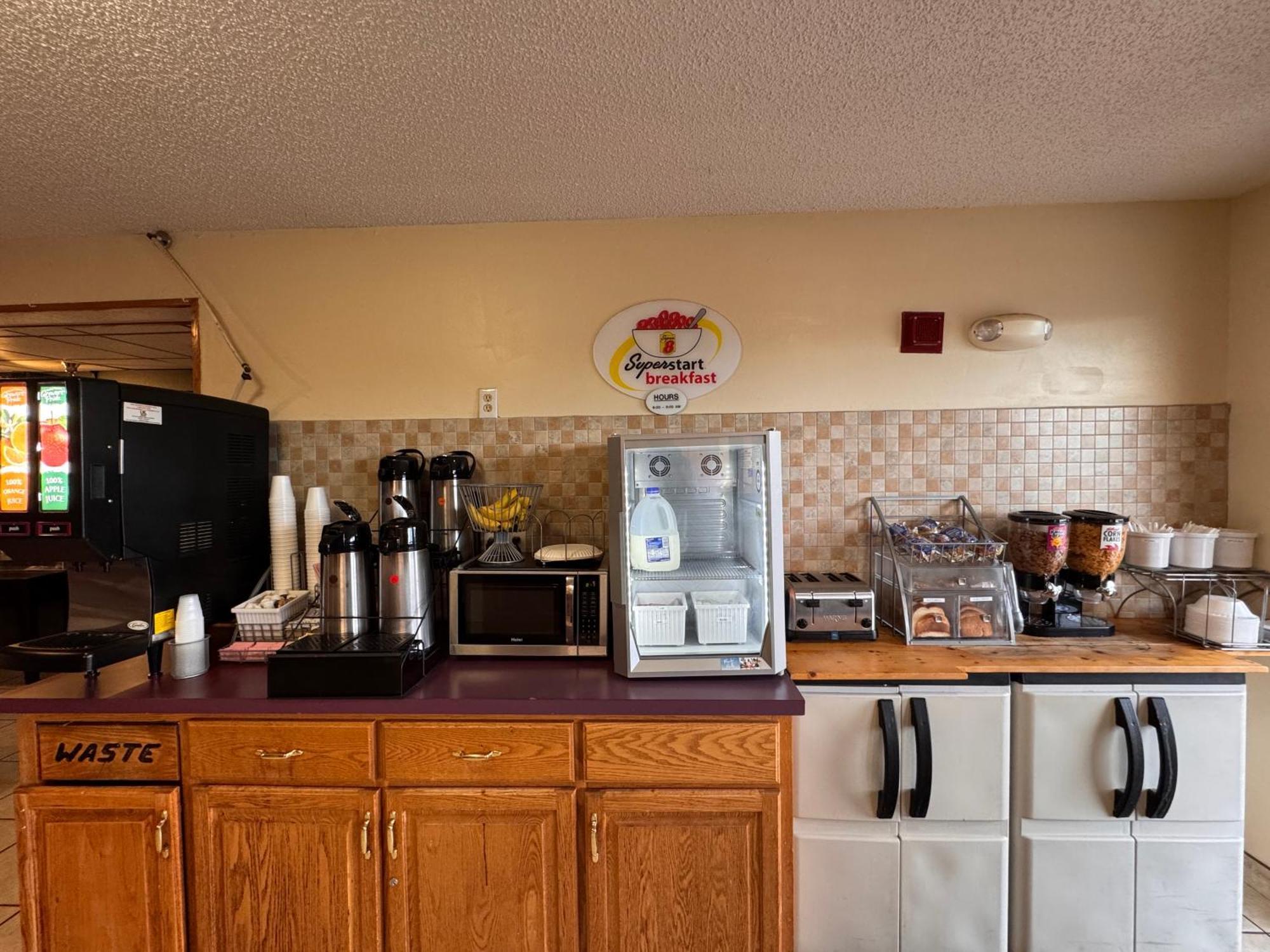 Hotel Super 8 By Wyndham Appomattox Va Zewnętrze zdjęcie
