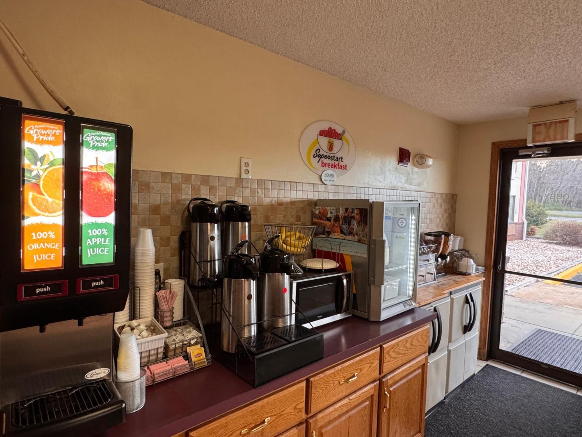 Hotel Super 8 By Wyndham Appomattox Va Zewnętrze zdjęcie